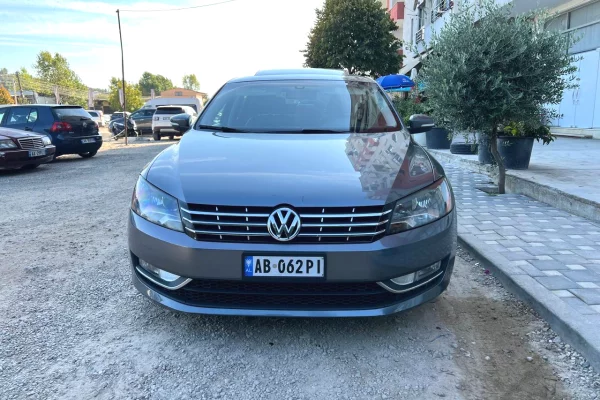 Makina ne shitje ne Tirane, Volkswagen, 2014 Diesel,Kambio Automatik Pagesa 7,500  Euro.