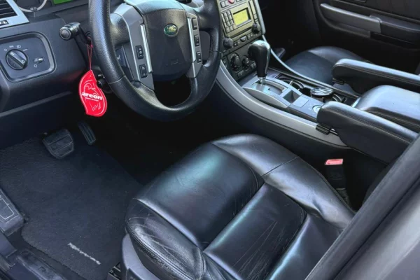 Makina ne shitje ne Tirane - 7,500 Euro