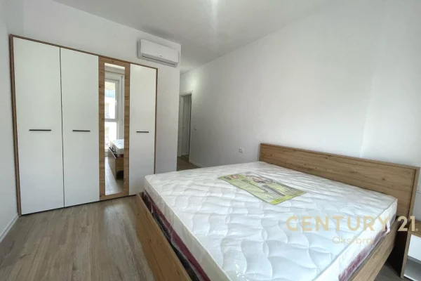 Shtepi me qera Apartament ne Tirane, 2+1, Mobilimi E mobiluar, Pagesa 500  Euro.