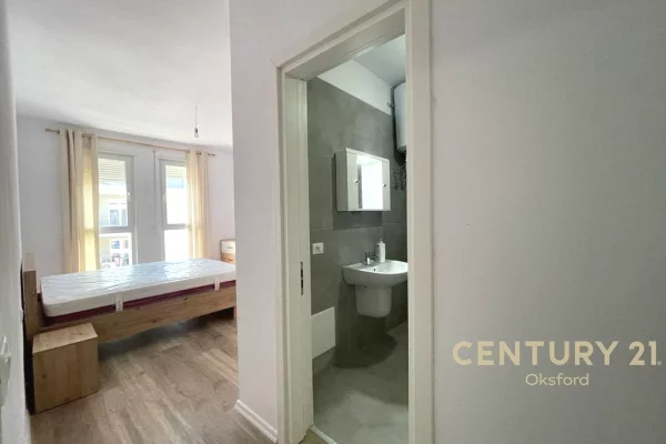 Shtepi me qera Apartament ne Tirane, 2+1, Mobilimi E mobiluar, Pagesa 500  Euro.