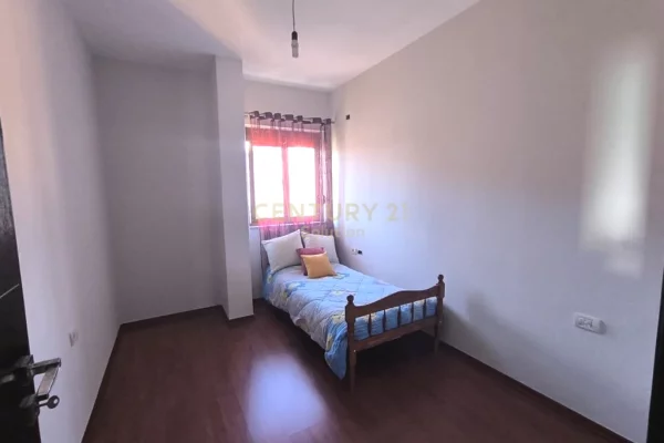 Shtepi me qera 3+1 ne Tirane - 520 Euro