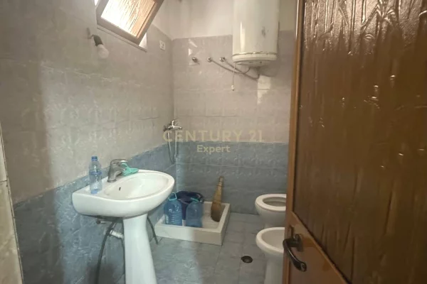 Apartment for sale in Tirana 1+1, Emty