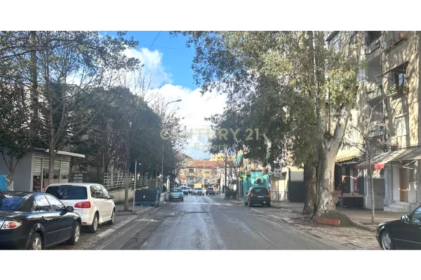 Apartment for sale in Tirana 1+1, Emty