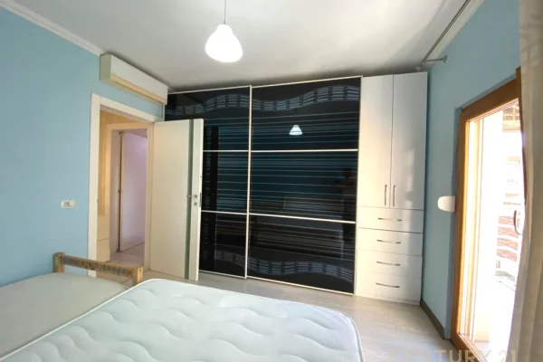 Shtepi me qera Apartament ne Tirane, 1+1, Mobilimi E mobiluar, Pagesa 550  Euro.