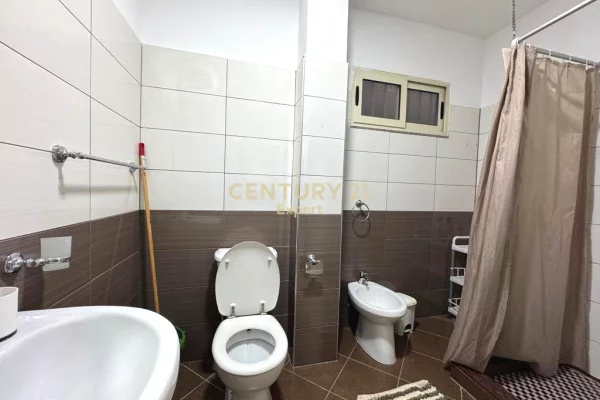 Shtepi me qera Apartament ne Tirane, 2+1, Mobilimi E mobiluar, Pagesa 600  Euro.