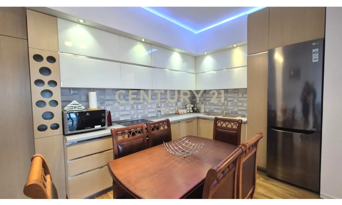Apartment for rent in Tirana 2+1, Furnished