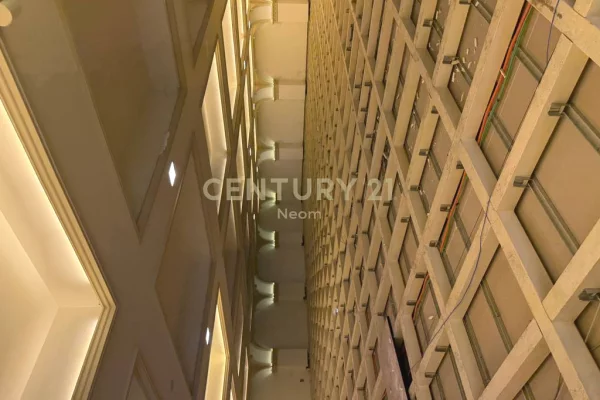 Ambient Komercial me Qira – Casa Italia 7,000 Euro /Muaj