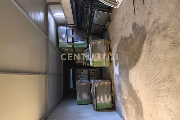 Ambient Komercial me Qira – Casa Italia 7,000 Euro /Muaj