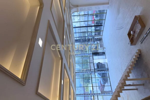 Ambient Komercial me Qira – Casa Italia 7,000 Euro /Muaj