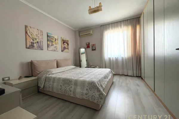 Shtepi me qera Apartament ne Tirane, 2+1, Mobilimi E mobiluar, Pagesa 600  Euro.
