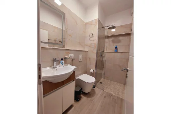 Apartment for rent in Tirana 1+1, Furnished