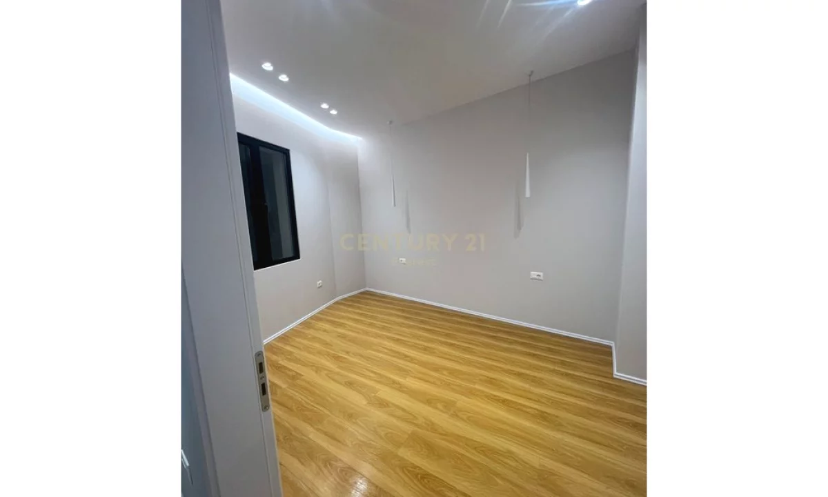 Apartment for rent in Tirana 1+1, Emty