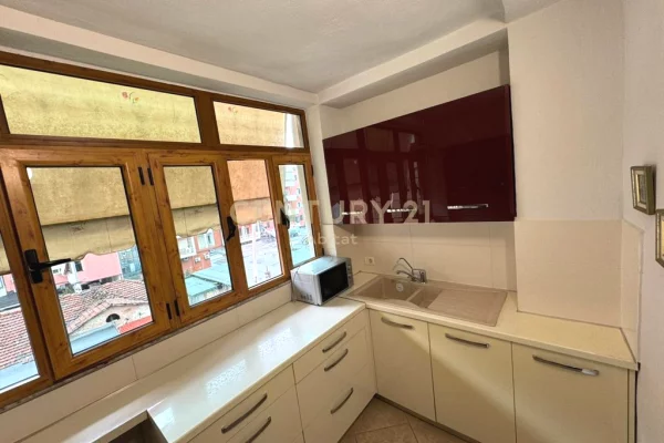 Apartment for rent in Tirana 2+1, Furnished