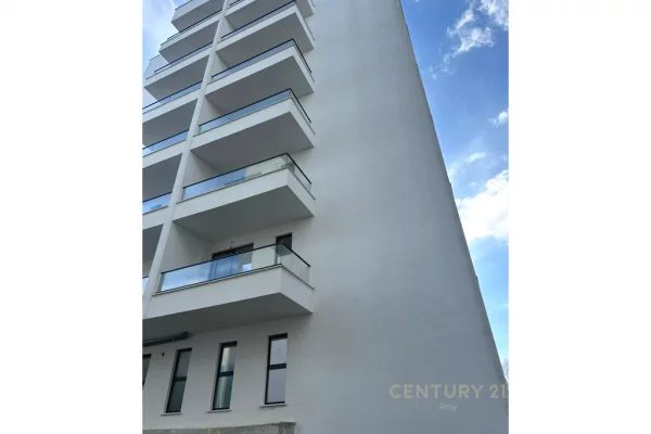 Shtepi ne shitje Apartament ne Durres, Garsoniere, Mobilimi E mobiluar, Pagesa 49,650  Euro.