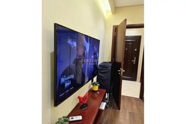 Shtepi ne shitje Apartament ne Tirane, Garsoniere, Mobilimi E mobiluar, Pagesa 114,000  Euro.