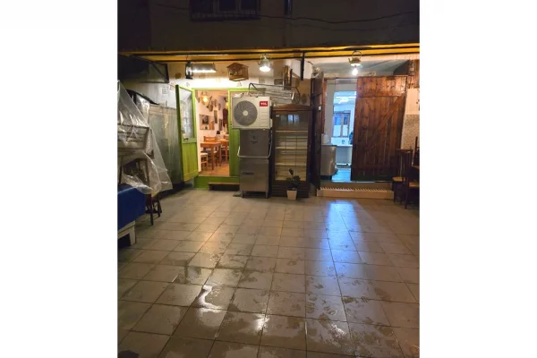 Ambient biznesi ne shitje 2+1 ne Tirane - 190,000 Euro