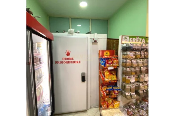 Ambient biznesi ne shitje 1+1 ne Tirane - 210,000 Euro