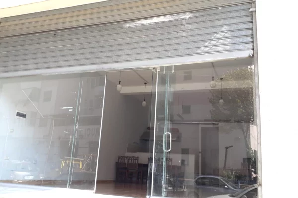 Ambient biznesi ne shitje 1+1 ne Tirane - 120,000 Euro