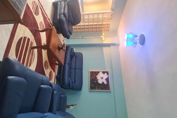 Shtepi me qera Apartament ne Tirane, 3+1, Mobilimi E mobiluar, Pagesa 50,000  Leke.