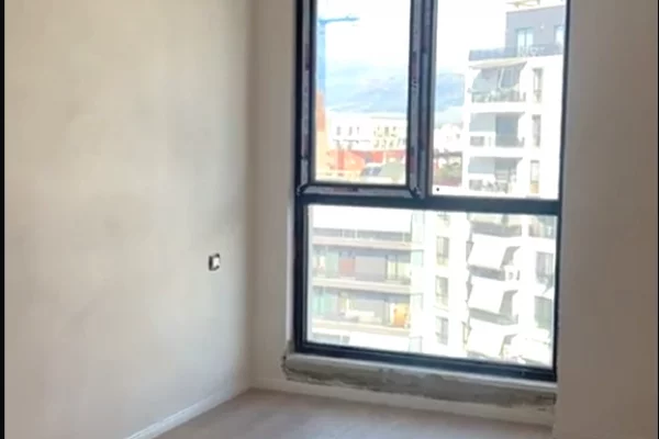 Shtepi ne shitje Apartament ne Tirane, 1+1, Mobilimi Bosh, pa mobiluar, Pagesa 128,000  Euro.