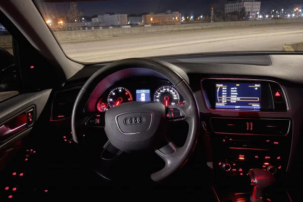 Cars for sale in Durres, Audi, 2014 Diesel,Kambio Automatik Payment 10,400  Euro.