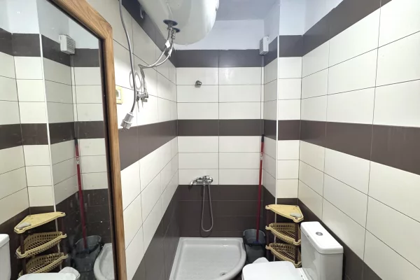 Shtepi me qera 1+1 ne Tirane - 450 Euro