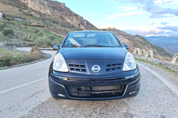 Makina ne shitje ne Lushnje, Nissan, 2010 Benzine,Kambio Automatik Pagesa 4,200  Euro.