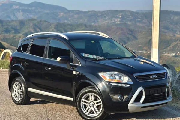 Makina ne shitje ne Tirane, Ford, 2012 gasoline-gas,Kambio Automatik Pagesa 9,000  Euro.
