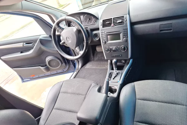 Makina ne shitje  ne Lushnje - 5,500 Euro