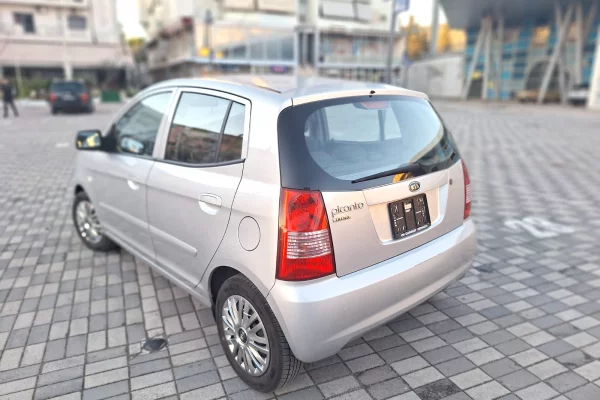 Cars for sale in Elbasan, KIA, 2007 Benzine,Kambio Automatik Payment 3,600  Euro.