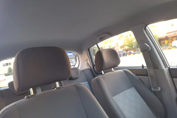 Makina ne shitje  ne Elbasan - 3,600 Euro