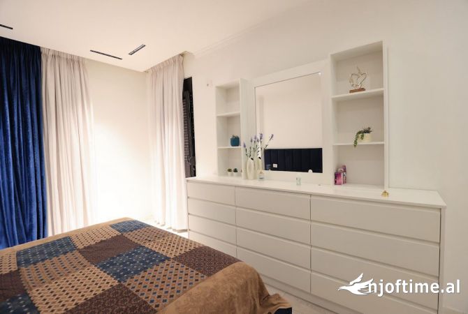 Shtepi me qera 2+1 ne Tirane - 600 Euro