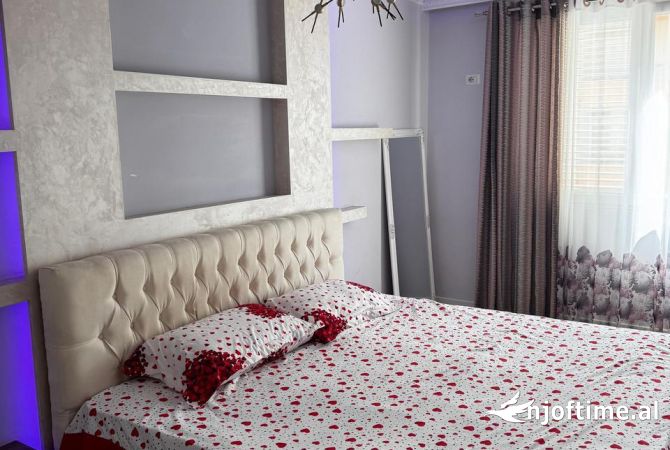 Shtepi me qera 2+1 ne Tirane - 400 Euro