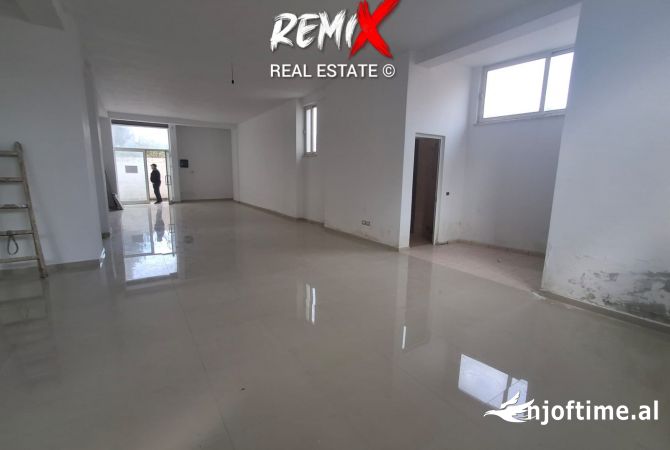 Business Property in Sale 3+1 in Durres - 260,000 Euro