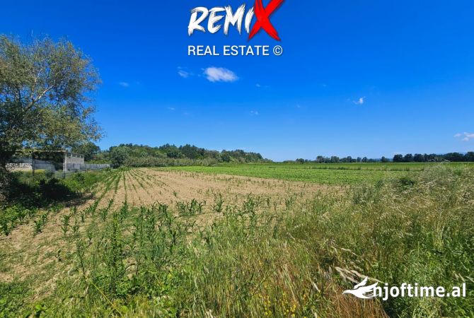Truall ose Toke  ne Durres - 85,000 Euro
