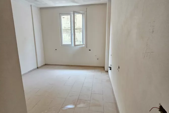 Shtepi ne shitje 1+1 ne Durres - 50,000 Euro