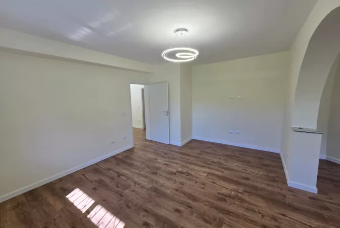 Shtepi ne shitje 2+1 ne Durres - 88,000 Euro