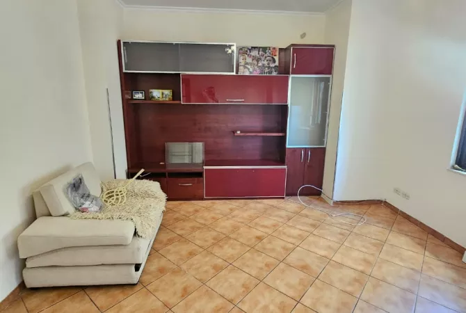 Apartment for rent in Durres 2+1, In Part