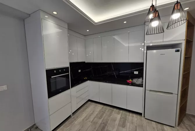 Shtepi me qera 2+1 ne Durres - 450 Euro