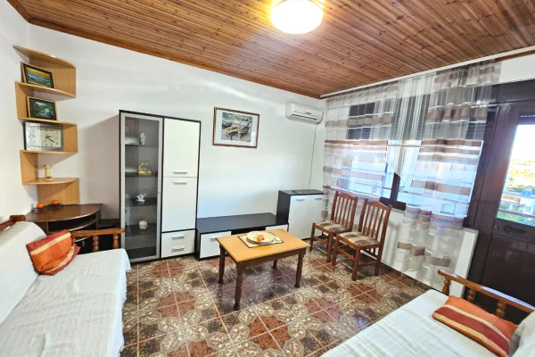 Shtepi ne shitje 1+1 ne Durres - 57,000 Euro