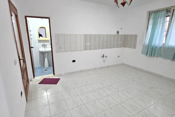 House for Sale 3+1 in Durres - 150,000 Euro