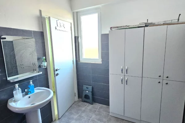 Shtepi me qera 3+1 ne Durres - 500 Euro