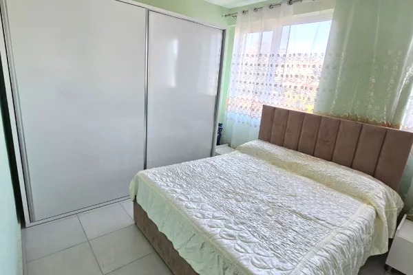 Shtepi me qera Apartament ne Durres, 3+1, Mobilimi E mobiluar, Pagesa 500  Euro.