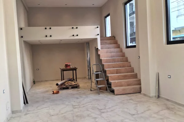 Ambient biznesi me qera 1+1 ne Durres - 80,000 Leke