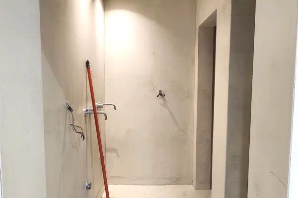 Jepet me qira ambient biznesi ne Qender, 150 m2,