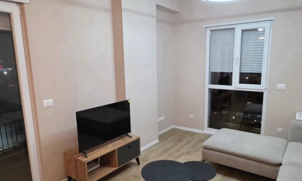 Shtepi me qera Apartament ne Tirane, 2+1, Mobilimi E mobiluar, Pagesa 550  Euro.