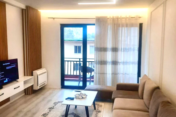 Shtepi me qera 2+1 ne Tirane - 750 Euro