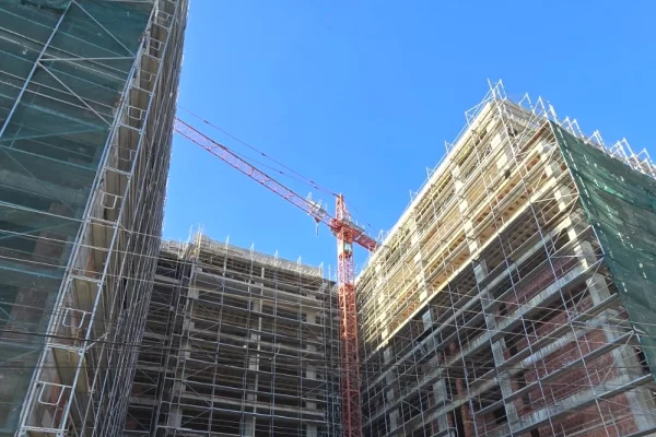 Shtepi ne shitje Apartament ne Tirane, 1+1, Mobilimi Pjeserisht e mobiluar, Pagesa 120,000  Euro.