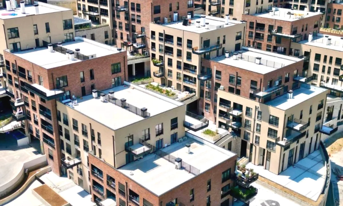 Shtepi ne shitje Apartament ne Tirane, 1+1, Mobilimi Pjeserisht e mobiluar, Pagesa 105,000  Euro.