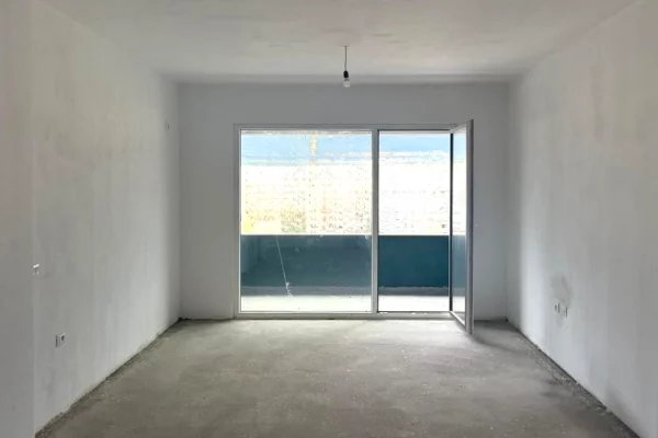Apartment for sale in Tirana 2+1, Emty